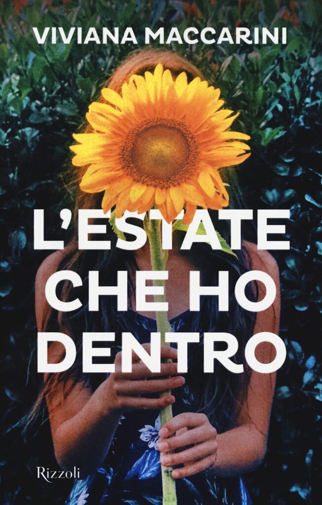 Book Cover: L'estate che ho dentro di Viviana Maccarini - RECENSIONE